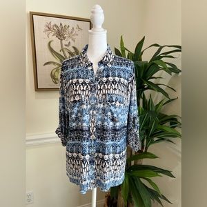 EMILY DANIELS blue silver white foil shirt 3/4 button sleeves 2 pockets EUC Sz L